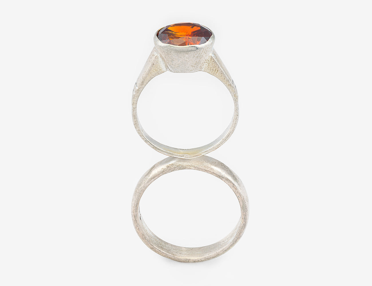 DECKER RING RED