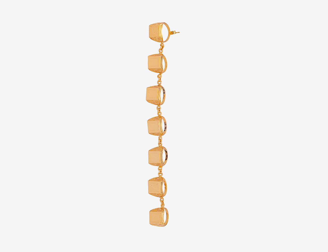 SIGNET RINGS ASYMMETRICAL EARRINGS