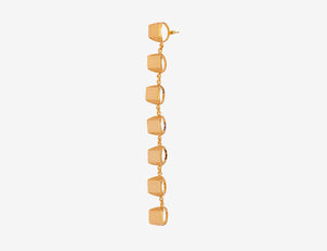 SIGNET RINGS ASYMMETRICAL EARRINGS