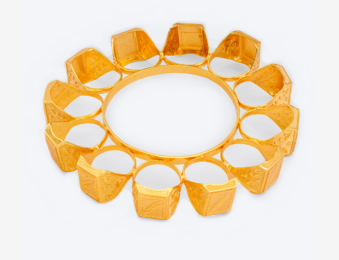 SIGNET RINGS BANGLE